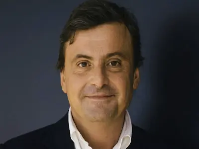 Carlo Calenda raccomanda Instant +905 Terlix